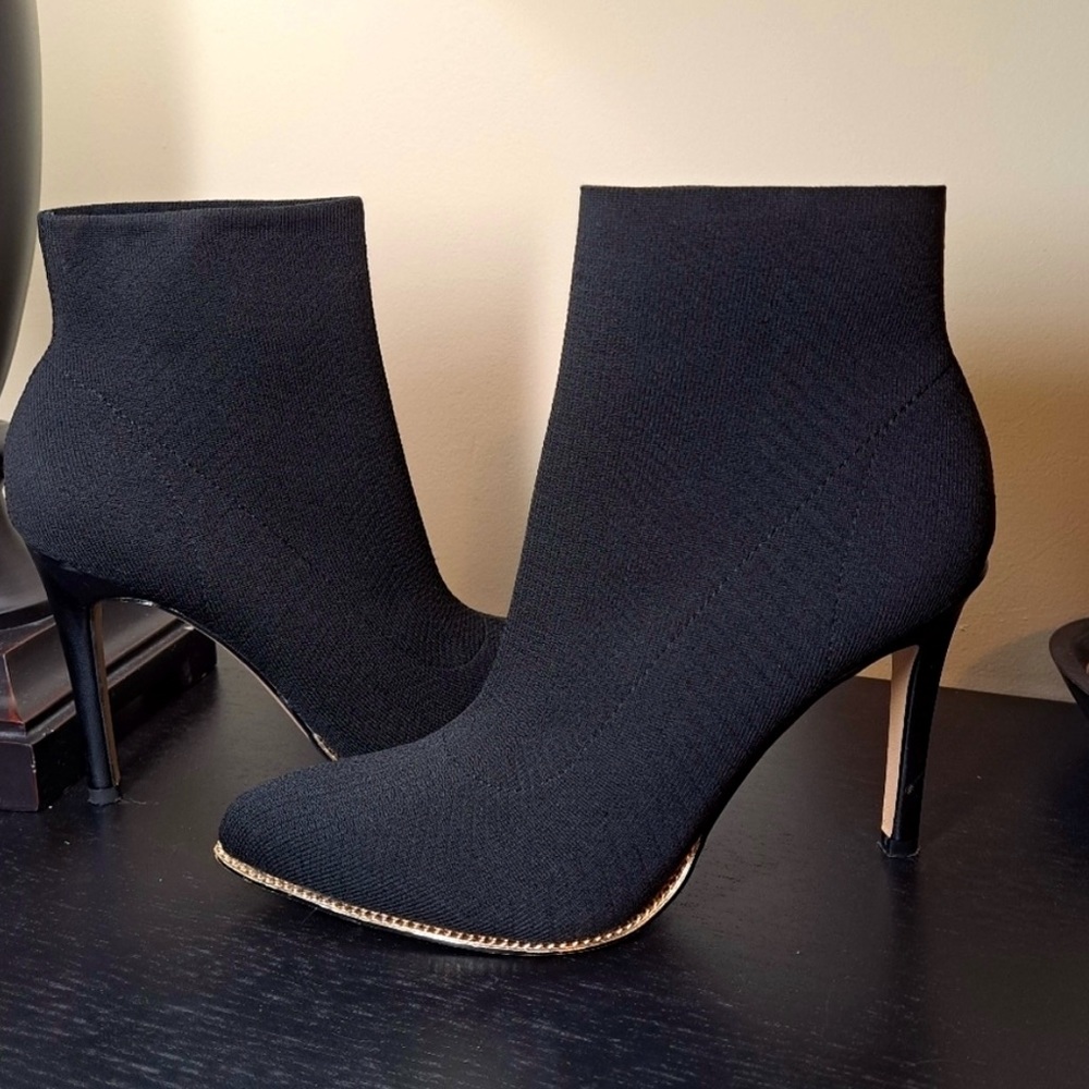 *NEW* BCBGeneration size 7.5